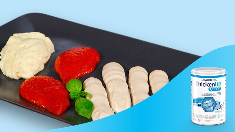 Œufs brouillés aux saucisses et poivrons rouges